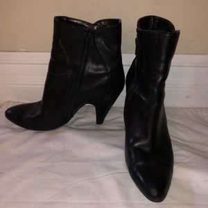 Black Nine West booties